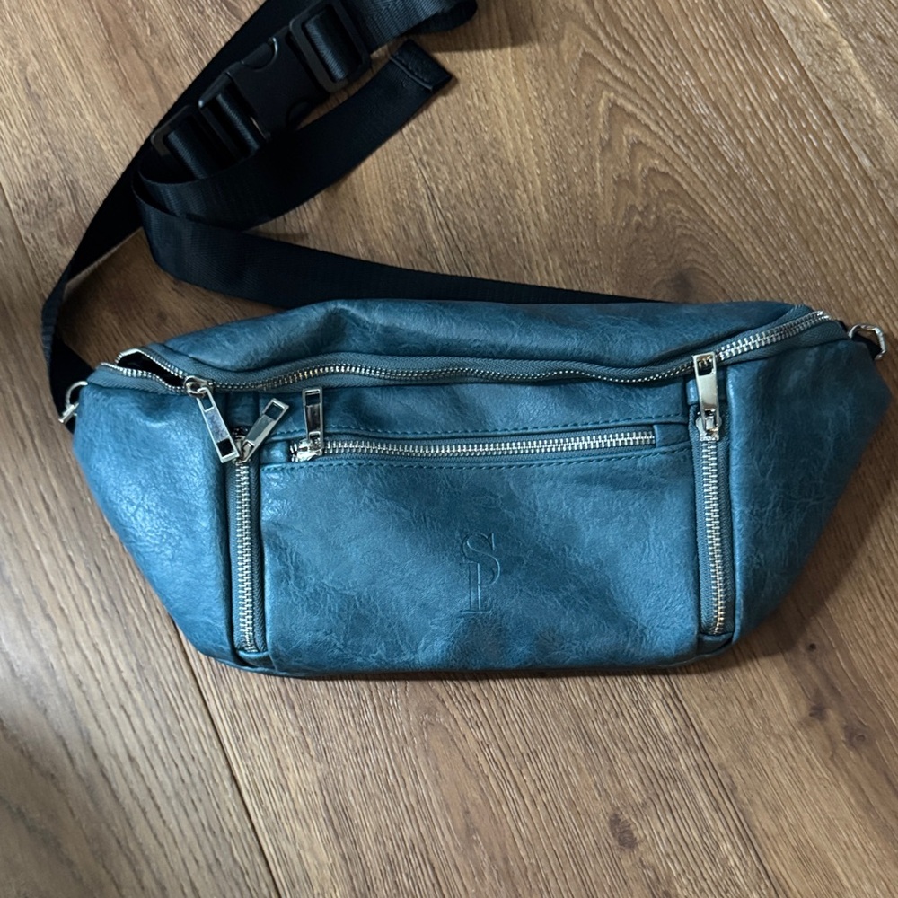 Sole Premise Blue Luciano Leather Sling